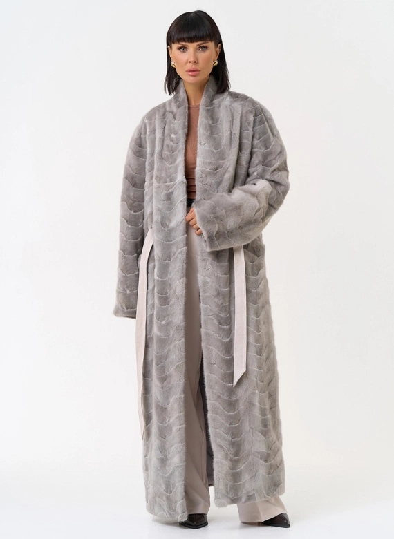 Длинная шуба из меха норки с поясом