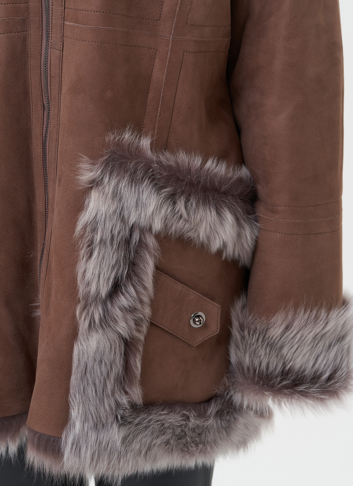 Натуральная дубленка с капюшоном