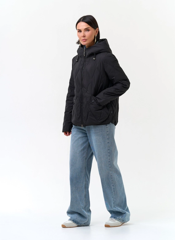 Женская куртка с капюшоном