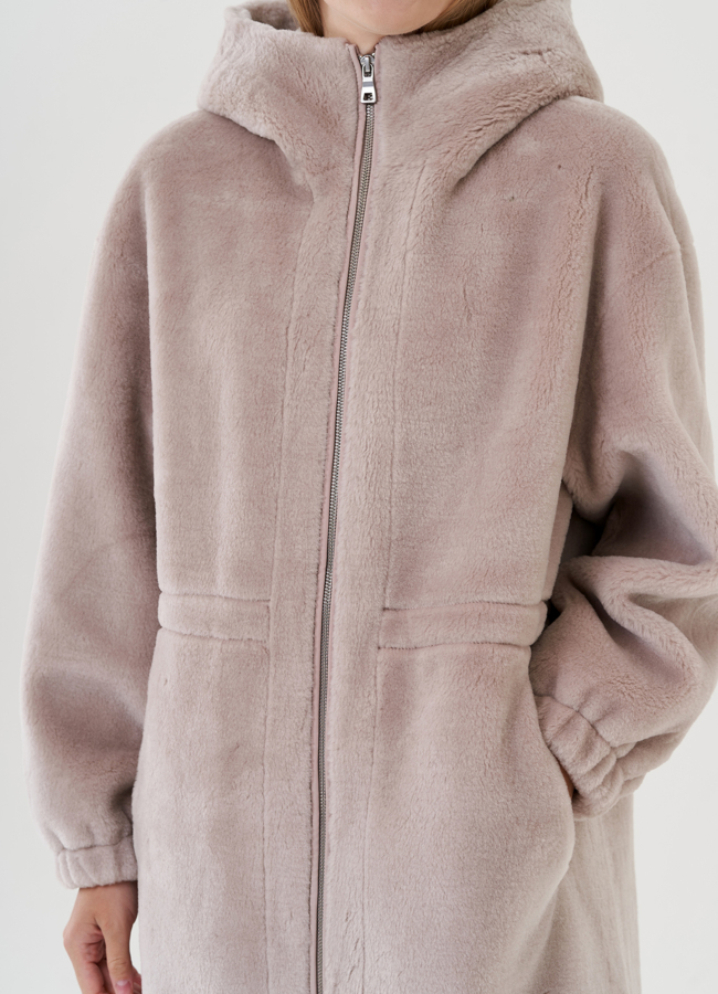 Пальто женское с капюшоном  модель № 25685 универмаг малина