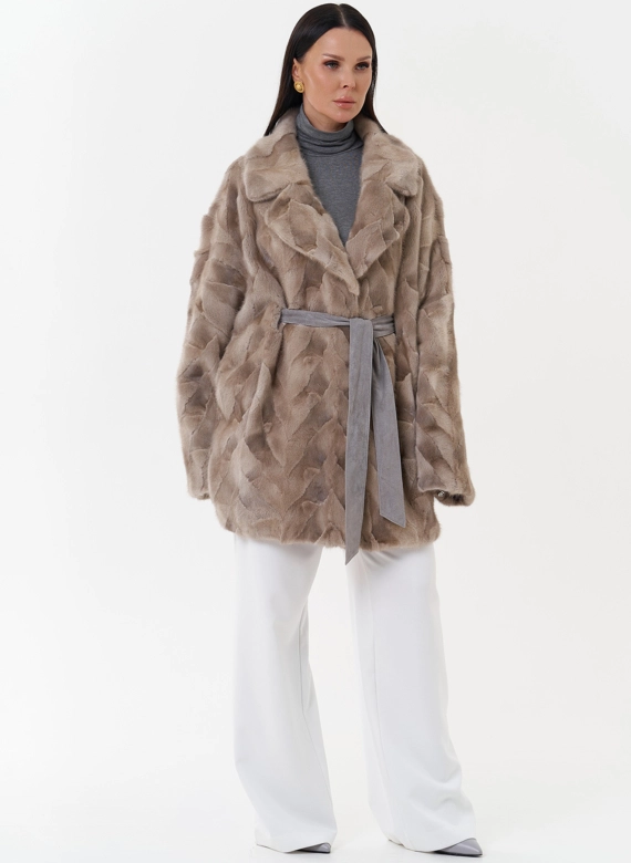 Шуба из меха скандинавской норки с поясом