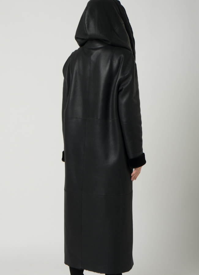 Удлиненная женская дубленка с капюшоном модель № 79587 в кредит