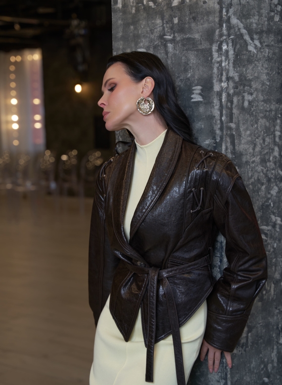 Куртка женская из натуральной кожи в стиле ретро