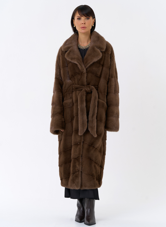 Длинная шуба с английским воротником