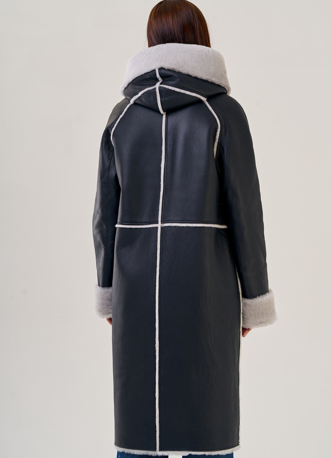 фото Женская дубленка с капюшоном модель № 24557