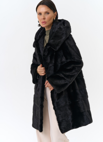 Шуба из норки с капюшоном черного цвета Шуба из норки с капюшоном черного цвета